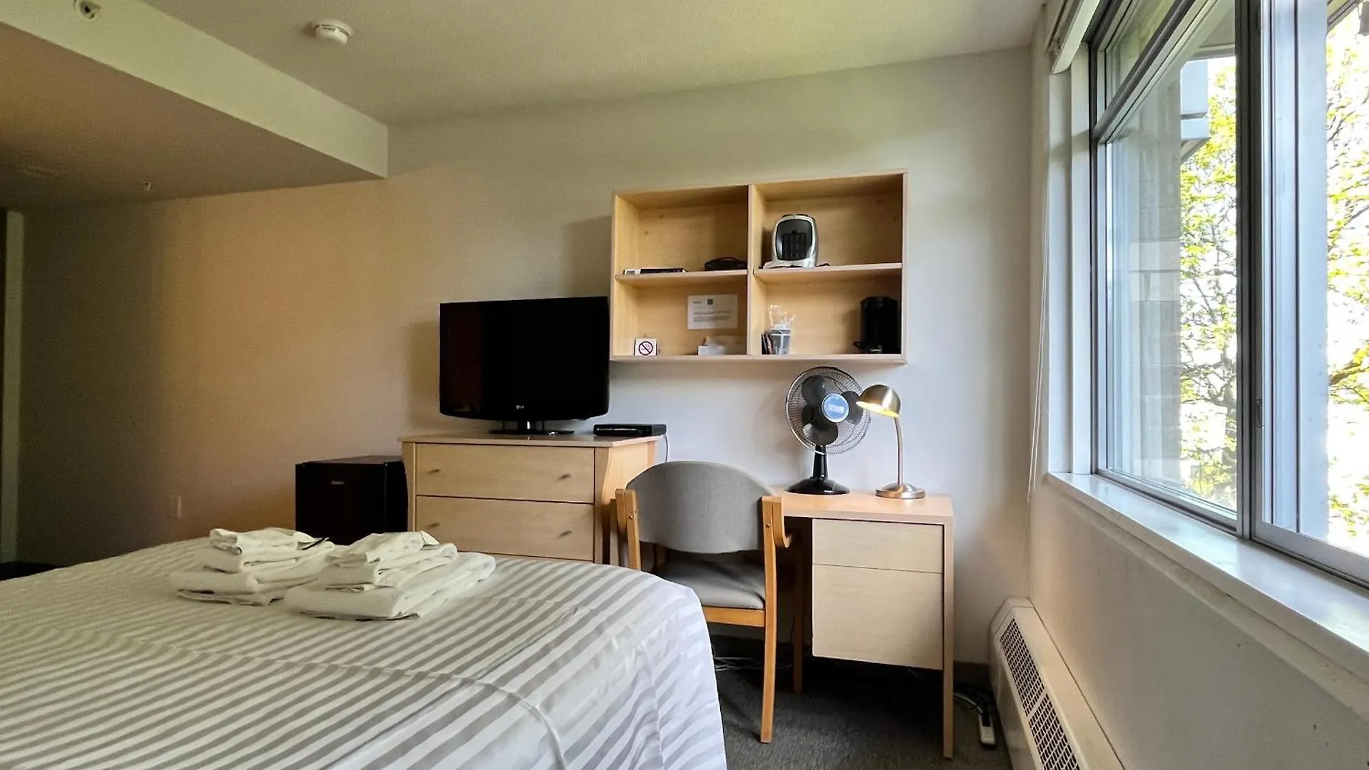 Carey Centre On Ubc Campus Apartman Vancouver