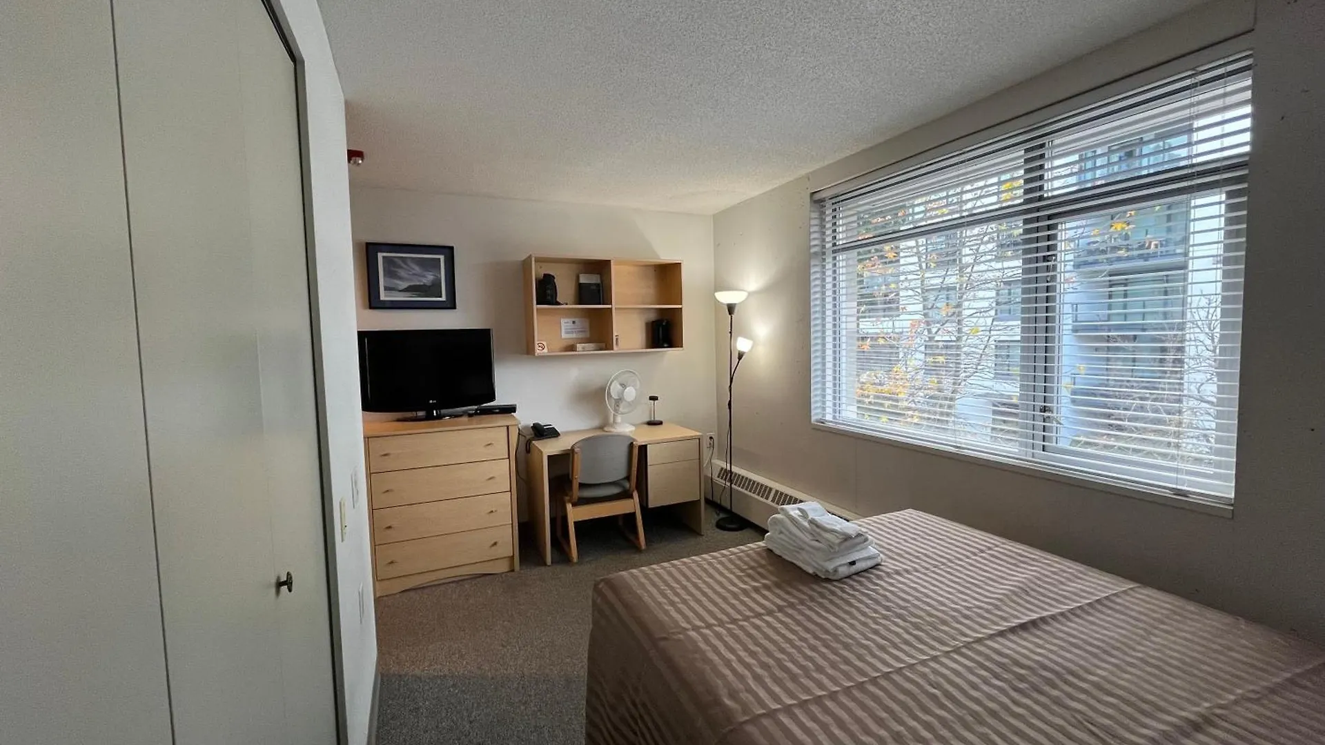 Carey Centre On Ubc Campus Apartment Vancouver