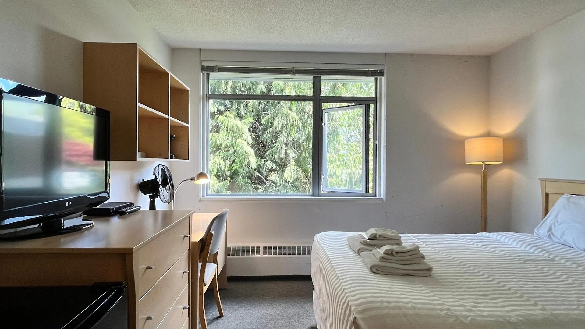Carey Centre On Ubc Campus Apartment Vancouver Canada