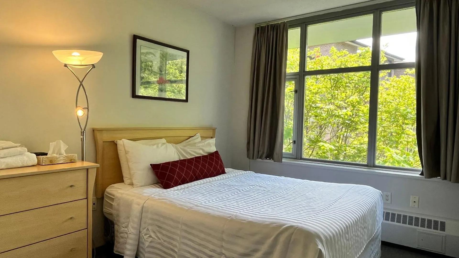 Carey Centre On Ubc Campus Apartment Vancouver
