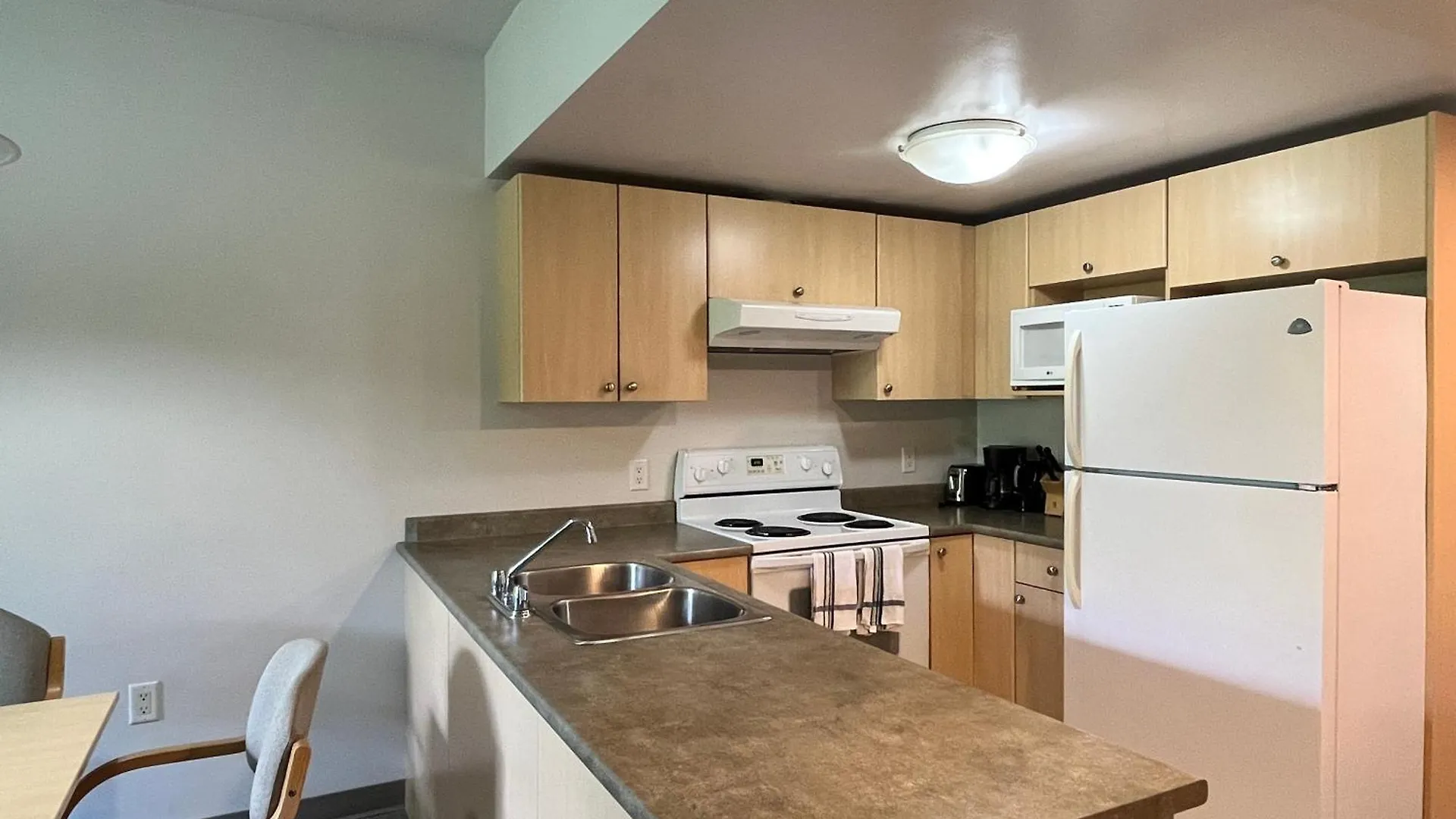 Carey Centre On Ubc Campus Apartment Vancouver