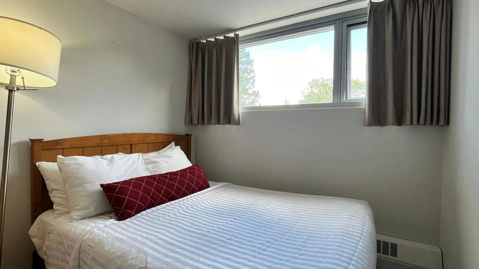 Carey Centre On Ubc Campus Apartment Vancouver