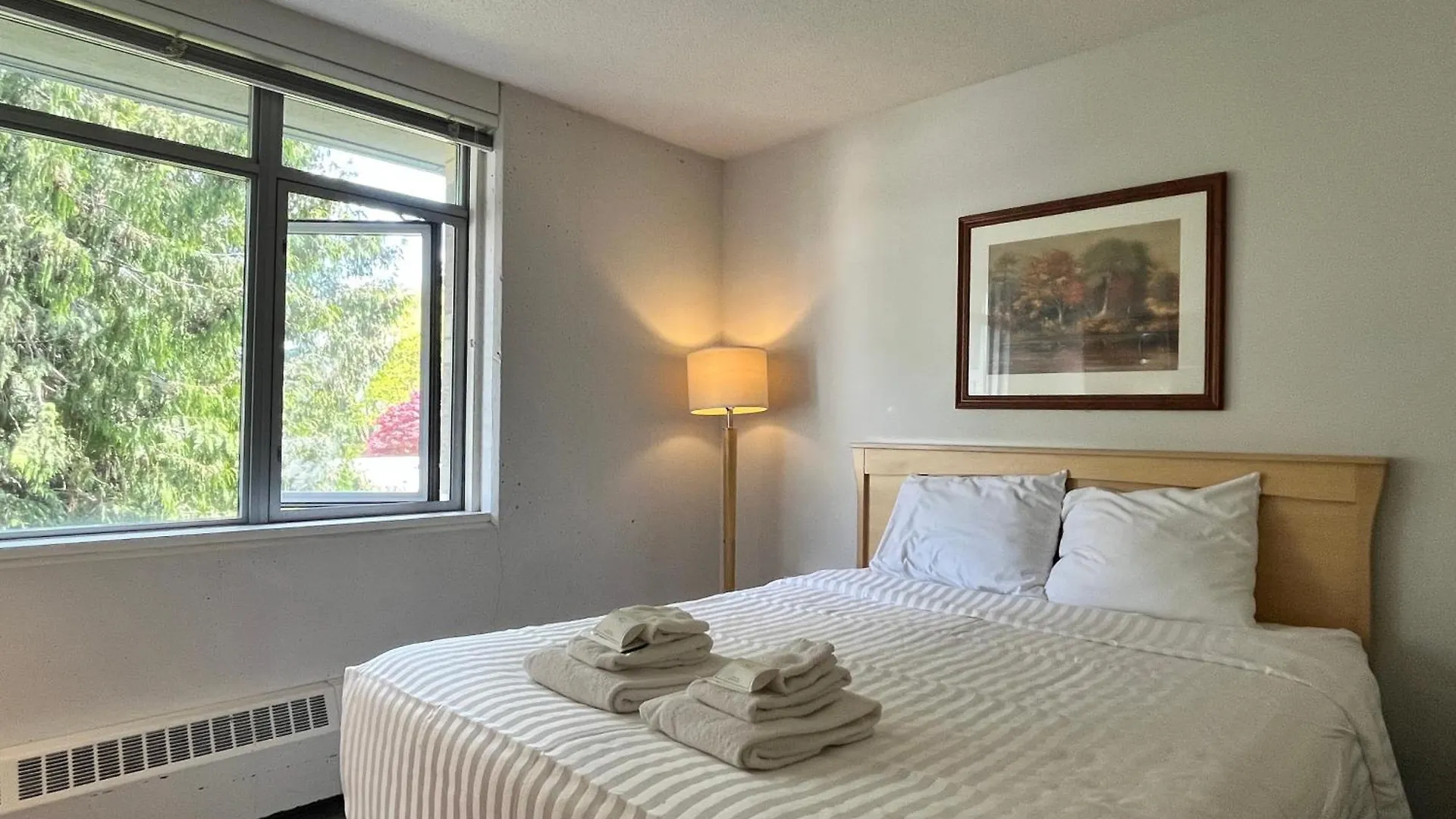 Carey Centre On Ubc Campus Apartment Vancouver
